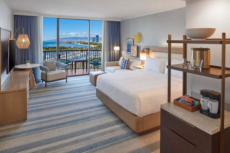 SALE価格🎄ワイキキ随一のリゾート感 ラグーンを望むレインボータワー宿泊