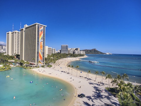 SALE価格🎍羽田発、オーシャンビュー無料UPグレード！ワイキキ最大級の広さを誇るホテル！