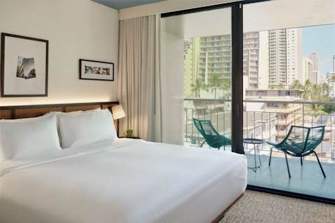 SALE価格🎄JALで行くハワイ！ベッド2台確約！ワイキキの街並みに溶け込むジュニアスイート