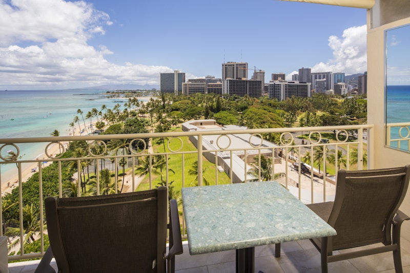 バルコニーからの絶景が自慢 スタジオデラックス・オーシャンビュー！JAL利用・往復送迎つき