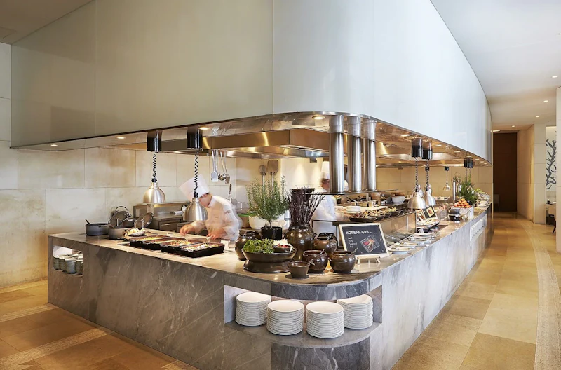 空港から車で5分＆パラダイスシティ隣接！好立地がうれしい4つ星ホテルにステイ