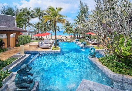 アクティビティも充実！タプケービーチに面した4つ星ホテルに宿泊。ビジネスクラス利用