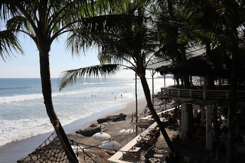 バリ島屈指の繁華街クタエリアの4つ星ホテルで旅を満喫!ビジネスクラス利用