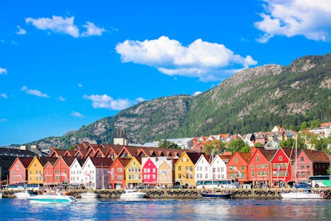 14名限定✨燃油込み！ビジネスクラス利用✈️添乗員同行で夏の北欧へ！ノルウェーのフィヨルドと街歩きを楽しむ7日間