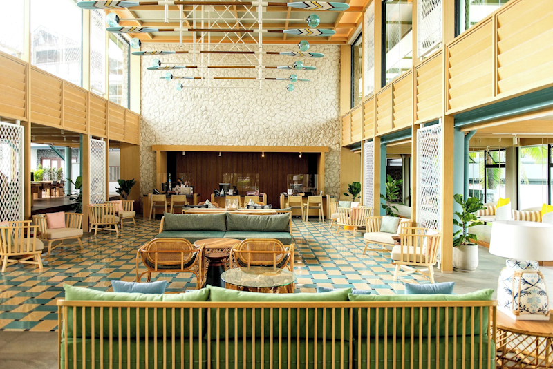 豊富なアクティビティを満喫!アオナンビーチが目の前の4つ星リゾートに宿泊。送迎つき