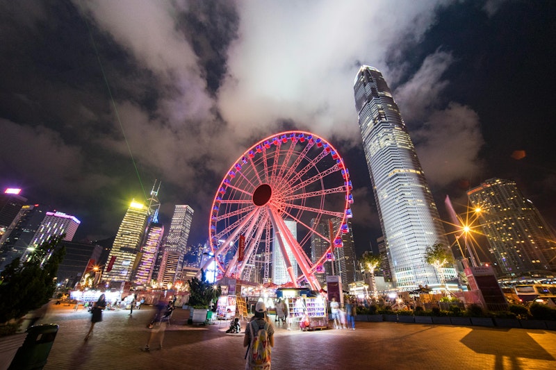 オープントップバスと夜景観賞つき！利便性ばつぐんの大型ホテルに泊まるプラン