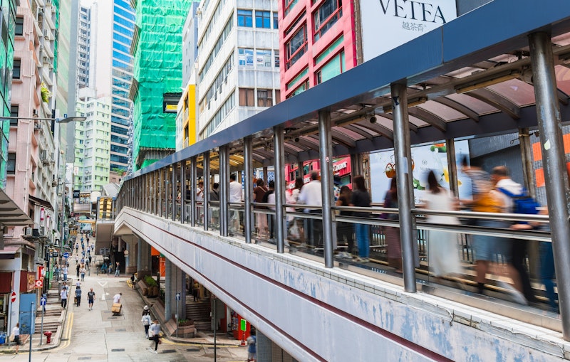 マジック・パスポート＆1デー・パーク・チケットつき！特別な体験が待つロッジ風ホテルに宿泊