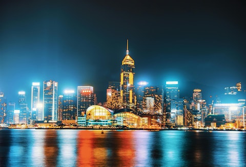 秋旅SALE🍁オープントップバスと夜景観賞つき！開放感あふれる大きな窓つきホテルに滞在