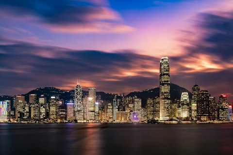 香港ディズニーランド 1デー・パーク・チケットつき！バー併設＆駅直結の好立地ホテル泊