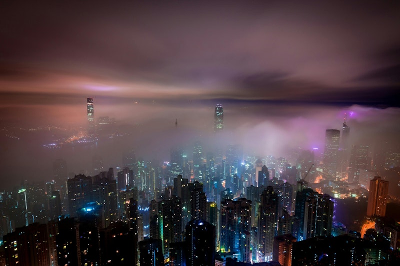 オープントップバスと夜景観賞つき！たっぷり遊べるホテルに宿泊。ビジネスクラス利用