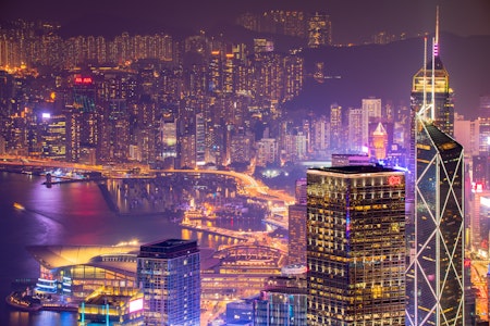 先着150組！12/4(木)販売スタート🎄香港ディズニーランド 1デー・パーク・チケットつき！駅すぐそばのホテルにステイ