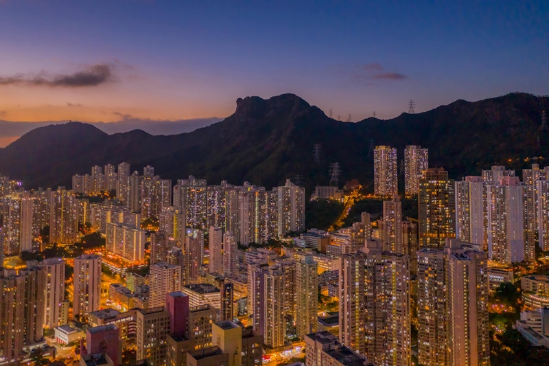 オープントップバスと夜景観賞つき！景色を楽しむ5つ星ホテルに宿泊。ビジネスクラス利用