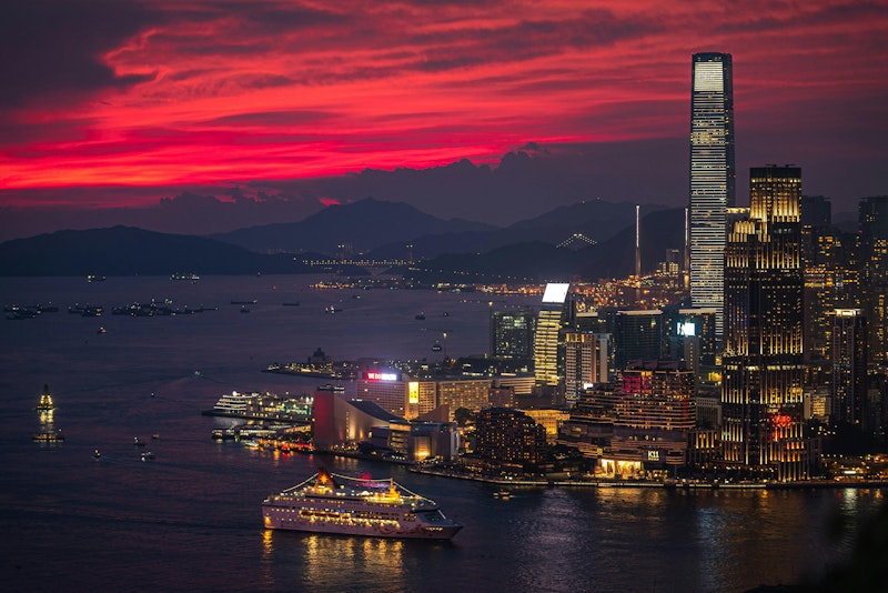MTR2駅に直結で便利！九龍公園やショッピングセンターに近い上質なホテル滞在