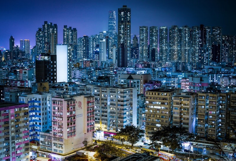 オープントップバスと夜景観賞つき！ネイザンロードが至近の立地ばつぐんホテルに宿泊