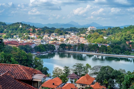 ホテルはおまかせ！スリランカを効率よく楽しむ周遊プラン。ビジネスクラス利用