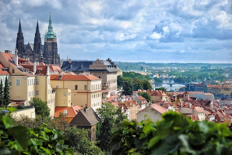 アクティブ派はコレ!ヨーロッパの人気3都市をめぐる周遊プラン&ホテルは4つ星クラス