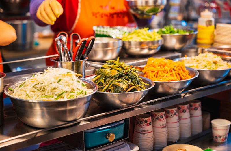 人気コーヒーチェーン店が併設！便利な設備がととのう駅チカ4つ星ホテルにステイ