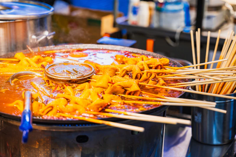 明洞通りは徒歩圏内!忠武路エリアのレジデン型ホテル泊。金浦着で便利、ベッド2台確約