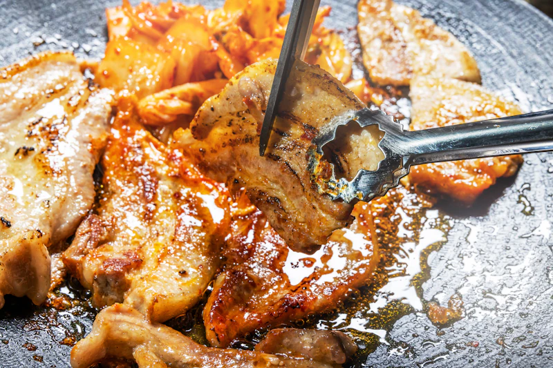 明洞まで徒歩でアクセスできる好立地！清渓川のほとりに位置する高層ホテルに宿泊