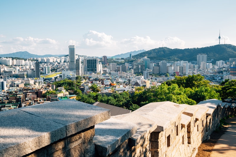 4日前まで予約OK!市庁駅と光化門駅まで徒歩3分、便利な立地が魅力のホテルに泊まる旅