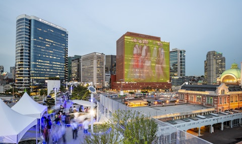 10日前まで予約OK!買い物や食に便利な明洞エリア&4つ星ホテルでソウルを満喫する旅