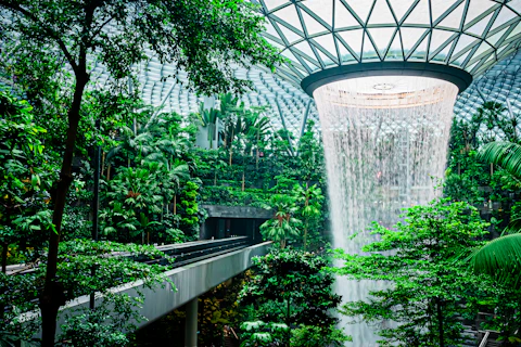 出発日限定でおトク！コスパよく楽しみたい。シンプルなホテルに宿泊して旅を満喫