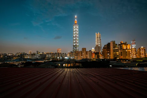 出発日限定でおトク!台北の中心部にある駅チカホテル泊。ベッド2台確約