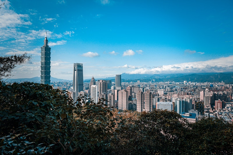 台北観光つき!台北をたっぷり満喫するプラン。往復送迎つき、JAL利用で松山空港に到着
