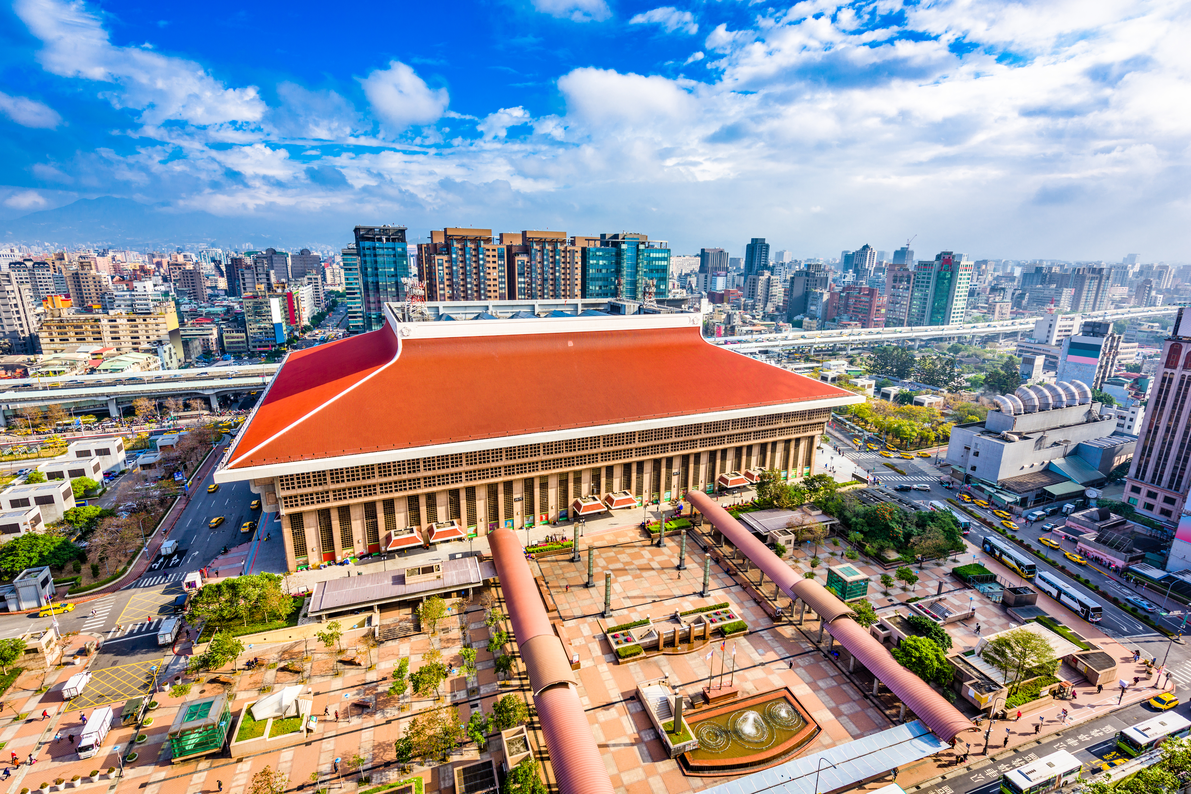 台北駅へ徒歩5分で市外への観光にも便利！好ロケーションなホテルにゆったりステイ