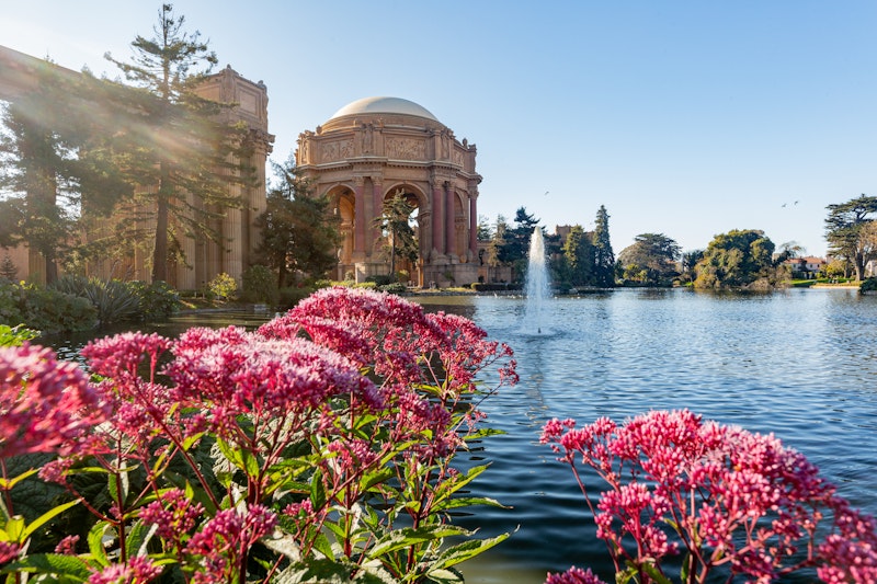 アメリカの有名な2つの都市を周遊！ゆったり過ごせる4つ星ホテルにステイ