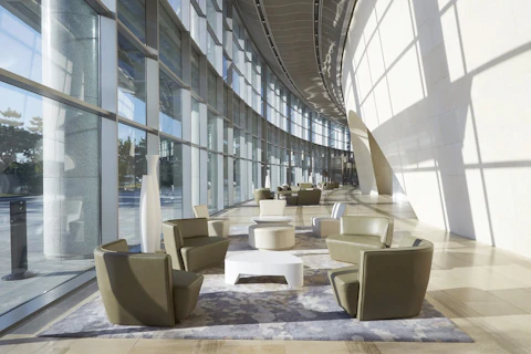 話題のパラダイスシティに隣接！モダンな4つ星ホテルに充実のステイ