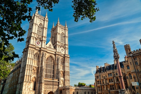 ビクトリア駅は歩いてすぐ!アクティブに観光を楽しめる好立地ホテルで充実のロンドン旅