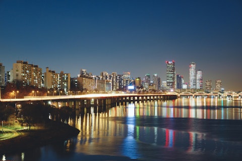 南大門市場すぐの日系ホテル泊！金浦着で便利、ビジネスクラス利用、ベッド2台確約