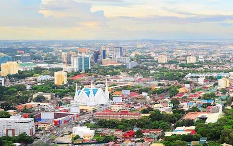 先着100組！SALE価格🎄 緑ゆたかな庭園つきホテルに快適ステイ。大通りに近い好立地も魅力。往復送迎つき