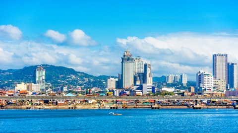 アヤラセンターセブは歩いてすぐ！清潔感あるホテルで快適なセブステイ。往復送迎つき