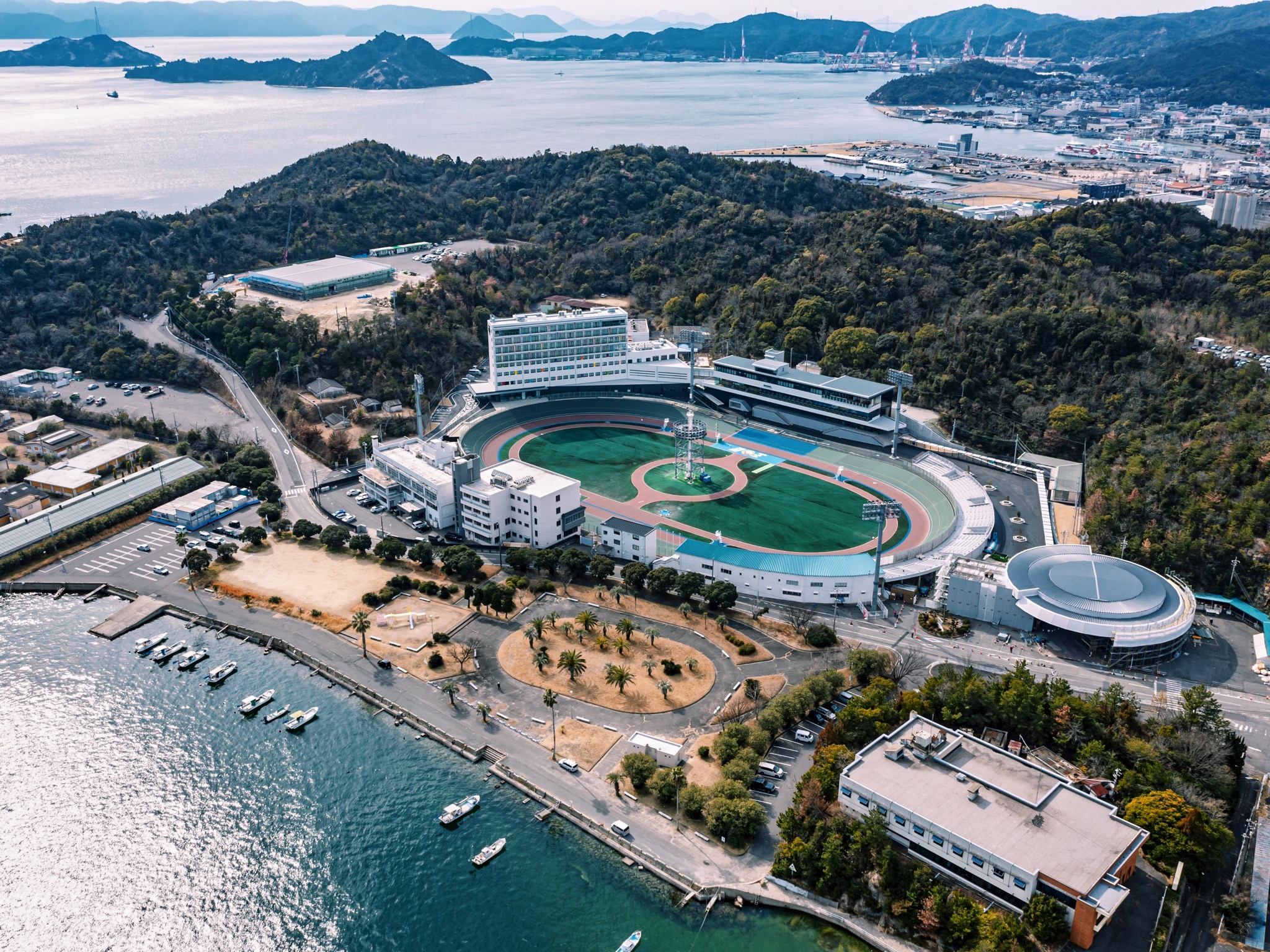 KEIRIN HOTEL 10 by温故知新