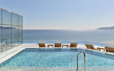 海雲台ビーチはすぐそば!絶景の5つ星ホテルでホカンス