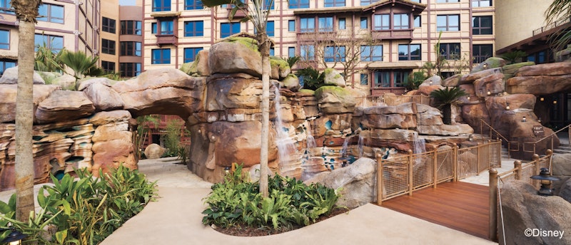 1デー・パーク・チケットつき！プール併設のロッジ風ホテル＆シービュールームで充実旅