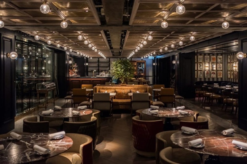 7つのダイニングが併設！ハーバービューを楽しめる尖沙咀の5つ星ホテルに滞在