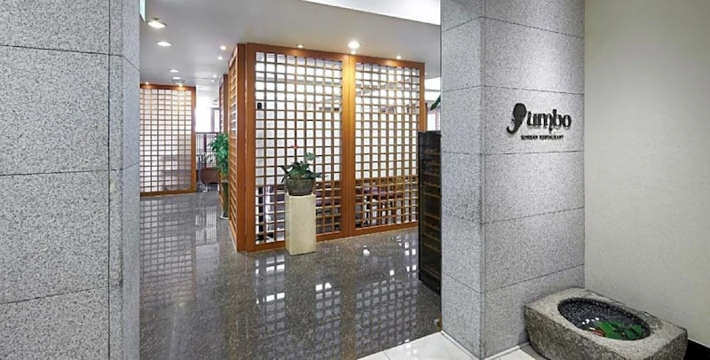 市庁駅と乙支路入口駅にはさまれた、立地ばつぐんのホテルにステイ！