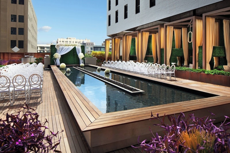 買い物がらくらく！ショッピングセンターに直結した好立地なホテルにステイ