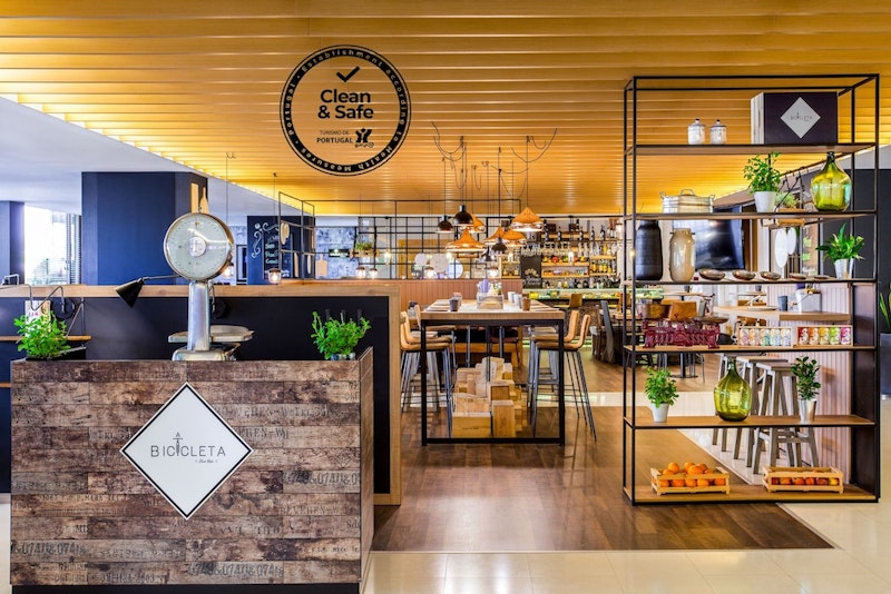 リトルトーキョーの好立地！快適な日系ホテルに安心のステイ。ビジネスクラス利用