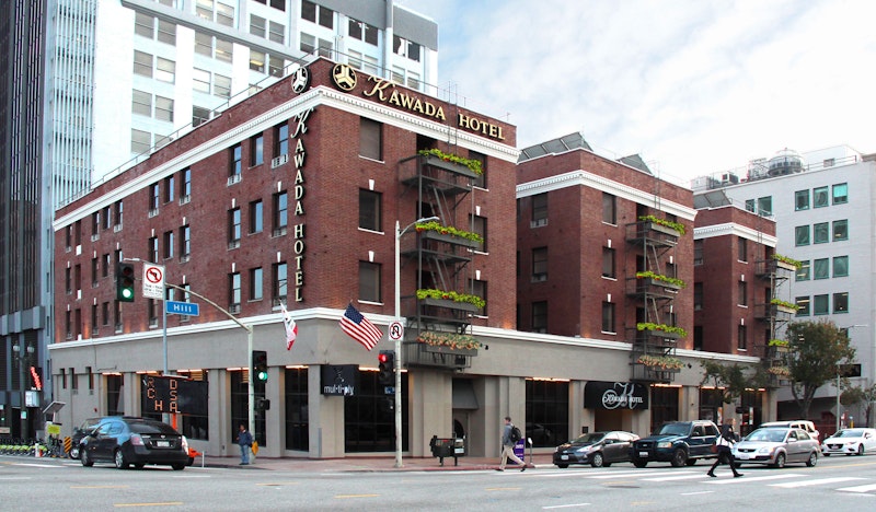 シビックセンター駅へ徒歩約3分！歴史的ビルを改装したホテルに宿泊。ビジネスクラス利用