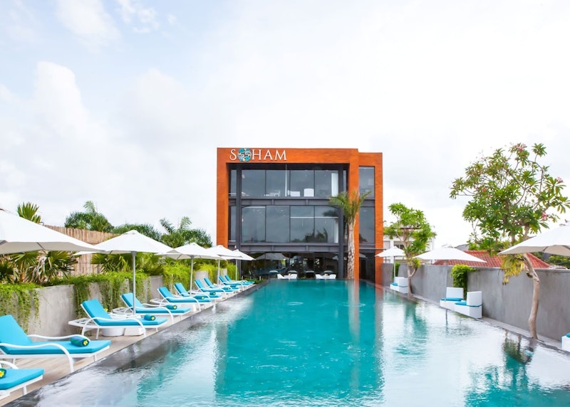 トランジットでシンガポール観光も!専用プールつきの高級ヴィラ泊。ビジネスクラス利用