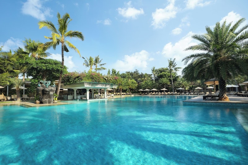 広大な敷地を誇る老舗5つ星リゾートに宿泊。クラブラウンジつき＆ビジネスクラス利用