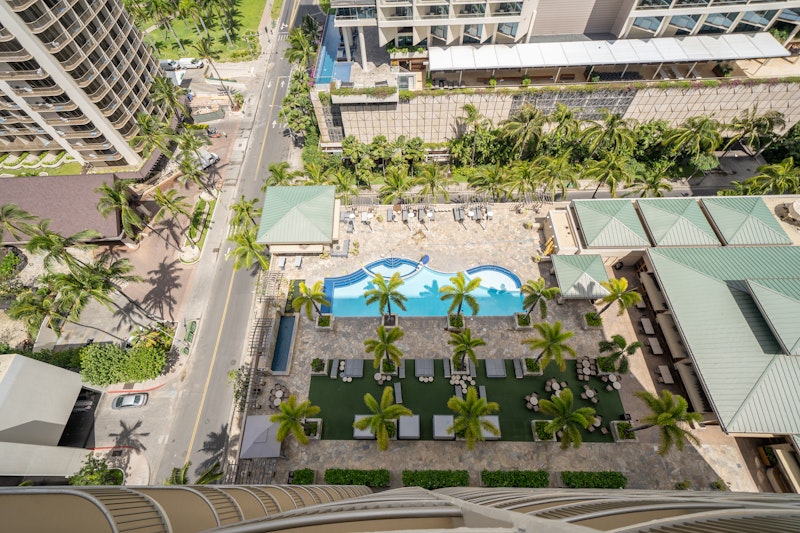 2ベットルーム、全室スイートタイプ。ワイキキビーチウォークすぐでファミリーにもおすすめ！