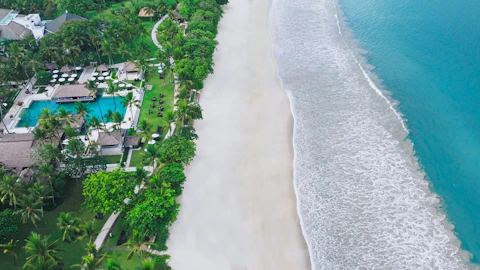 トランジットでシンガポール観光も！ビーチフロントホテル滞在。ビジネスクラス利用