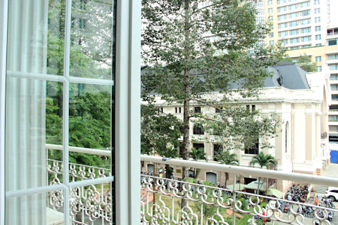 歴史ある格式高いホテルに宿泊！上品なホーチミン滞在。往復送迎つき、ビジネスクラス利用