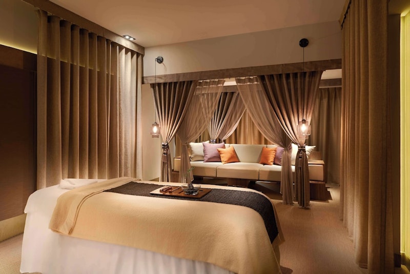 台北101ビューが自慢！豪華な施設がそろった5つ星ホテルにステイ。ベッド2台確約