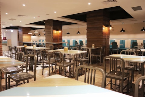 九份＆饒河街夜市ツアーつき！コンビニつきの便利な日系ホテルで快適な台湾旅。往復送迎つき